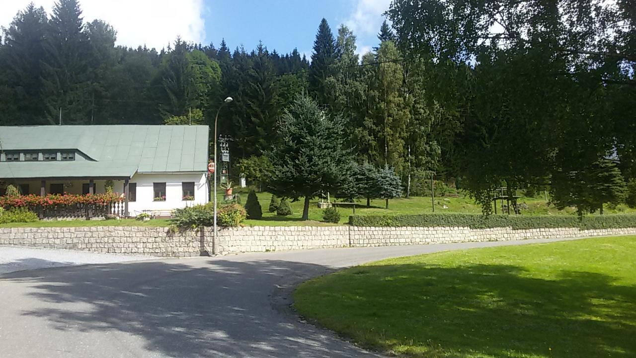 Hotel Maredis Kořenov Exterior foto