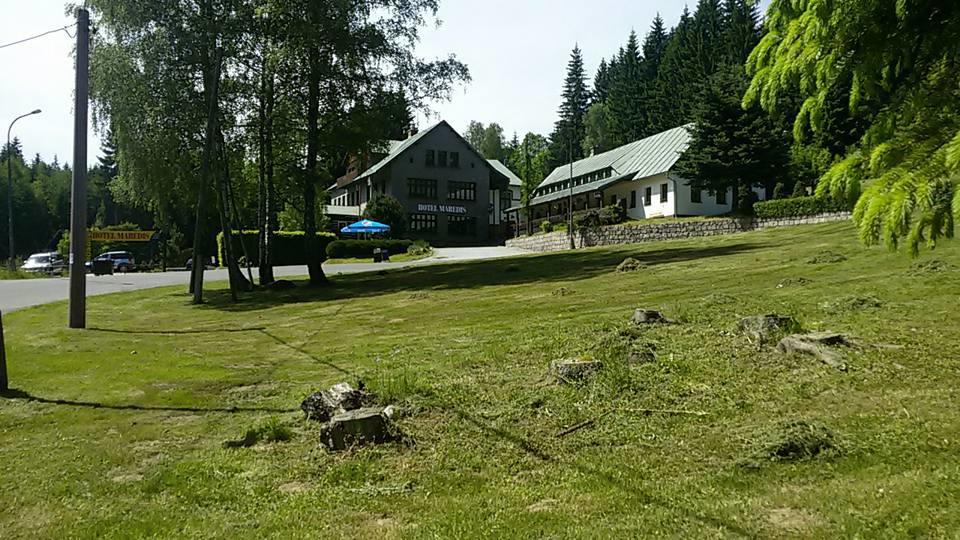 Hotel Maredis Kořenov Exterior foto